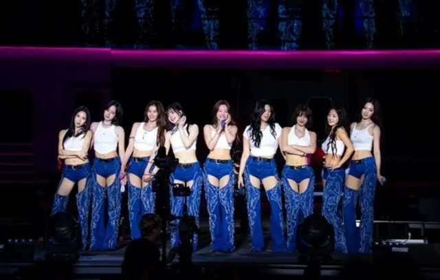 「TWICE」、「ロラパルーザ シカゴ」のヘッドライナーとして出演