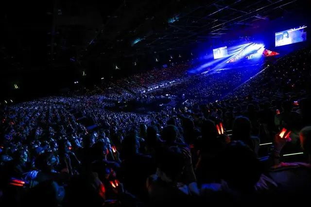 “最高の公演”「LE SSERAFIM」、アジアツアーを現地メディアが絶賛…9月には北米ツアー突入3