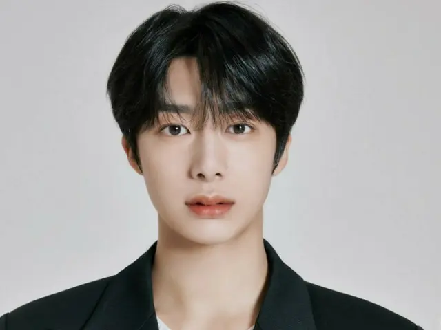 「MONSTA X」ヒョンウォンが故郷の光州でデビュー以来初めて始球式に登場する。