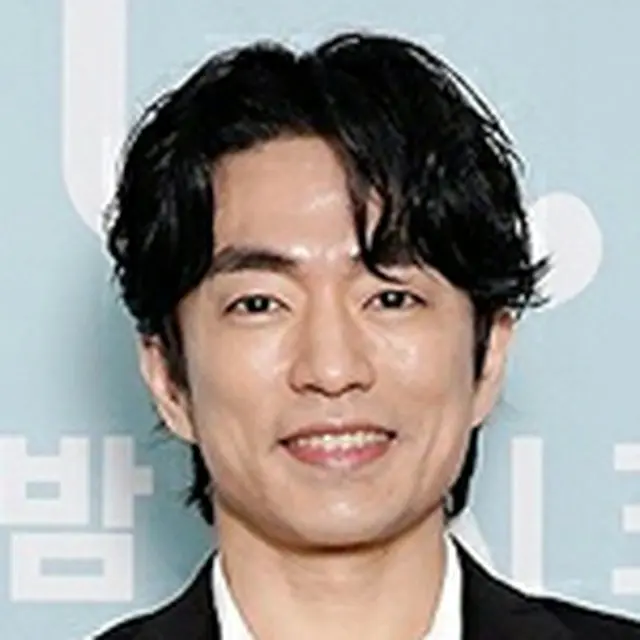 Jung Moon Sung（チョ・ジョンシク）