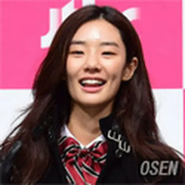 Stephanie Lee（ジェニー）