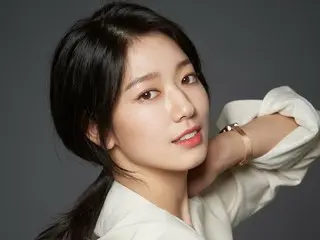 Aktris Park Sin Hye mendukung pembukaan kembali restoran orangtuanya... "Tolong beri kami minat dan cinta yang besar."