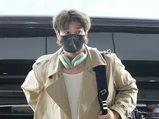 [Foto bandara] Aktor Song Kang pergi ke Jepang untuk fanmeeting... Visual yang bersinar bahkan dengan rambut yang tidak terawat