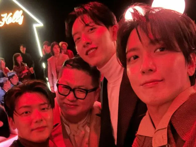 Jung Yong Hwa CNBLUE menghadiri acara merek fesyen bersama Lee Jung Shin dan KANG Minhee Hyuk... "Acara luar biasa yang terasa seperti pergi ke tempat lain"