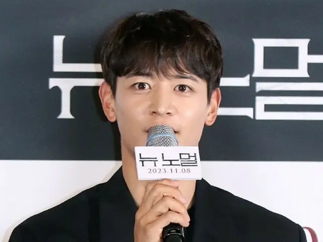 [Foto] Minho "SHINee" menghadiri pratinjau media dan konferensi pers film "New Normal".