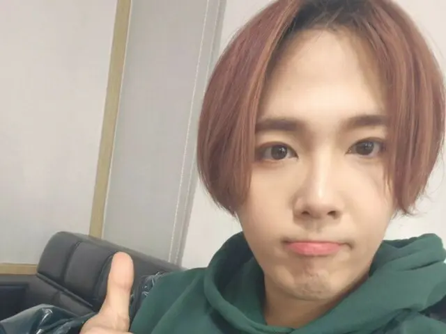 “FTISLAND” Lee Hong Ki sepertinya terpesona oleh matanya yang besar… “WORLDS FAN FEST” “Saya senang bisa menampilkan penampilan yang bermakna”