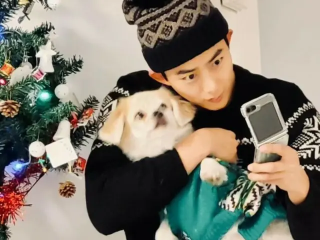 Taecyeon "2PM" merilis foto yang mengharukan dengan anjing peliharaannya Eddie!