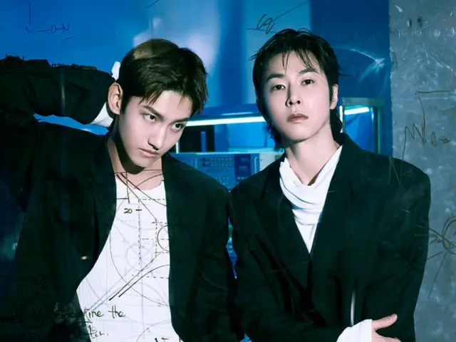 "TVXQ" menyertakan versi remake dari "The Way U Are" dalam album penuh ke-9 mereka "20&2" untuk memperingati ulang tahun debut mereka yang ke-20