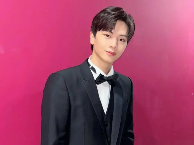 Sungjae BTOB menyambut tahun baru dengan setelan yang bagus... "Aku juga sudah 30"