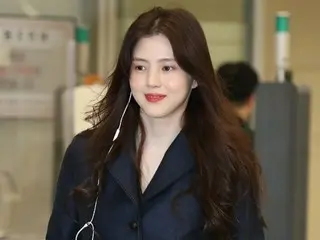 [Foto bandara] Aktris Han So Hee memiliki kecantikan dewi dalam mode bandara