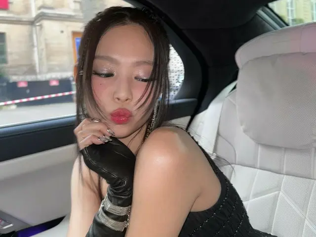 Jennie "BLACKPINK", gadis seksi di Paris