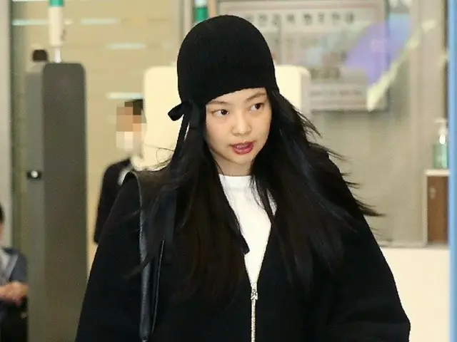 [Foto bandara] Jennie "BLACKPINK" kembali ke rumah setelah Paris Fashion Week