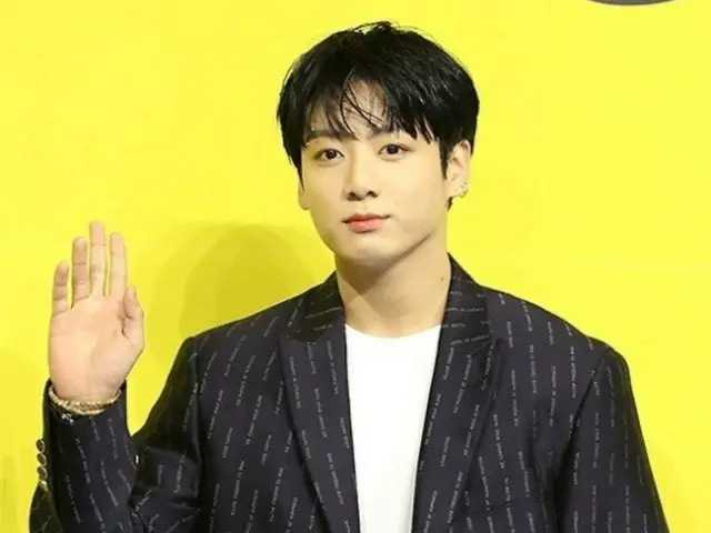 JUNG KOOK “BTS” memberi kabar terbaru kepada penggemarnya tentang statusnya saat ini, dengan mengatakan, “Saya juga banyak memasak”…Apakah dia sudah menjadi tentara memasak?