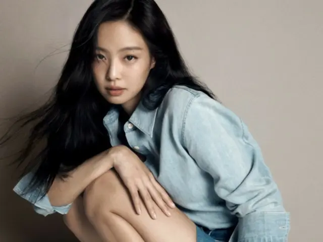 Jennie "BLACKPINK" terlihat keren dengan celana dalamnya... Kehadirannya meluap dengan dirinya sendiri [Gravure]