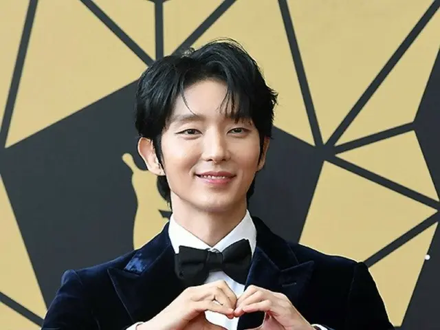 Penggemar Lee Jun Ki di Jepang menyumbangkan buku bergambar kepada anak-anak Korea selama empat tahun berturut-turut