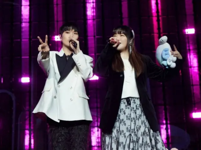 Duo kakak beradik "AKMU" akan mengadakan konser peringatan di KSPO DOME pada bulan Juni untuk merayakan ulang tahun ke 10 mereka sejak debut!