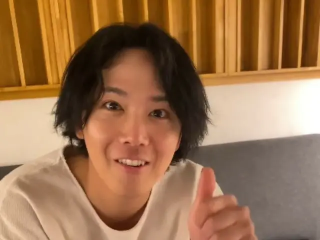 Lee Hong Ki FTISLAND terkejut dengan banyaknya orang yang menunggu lebih awal untuk konsernya... "Gocheok Dome akan penuh."