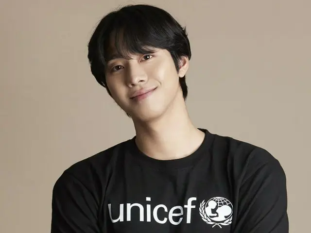 Ahn HyoSeop memiliki pengaruh positif… Berpartisipasi dalam kampanye “Tim UNICEF”.