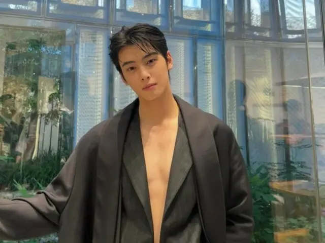 Cha Eun Woo "ASTRO" memancarkan aura seksi... Berpartisipasi dalam Koleksi Dior