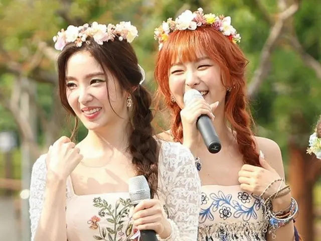 [Foto] "Red Velvet" mengadakan fanmeeting mini untuk berterima kasih kepada penggemar sebelum pra-rekaman "Music Bank"