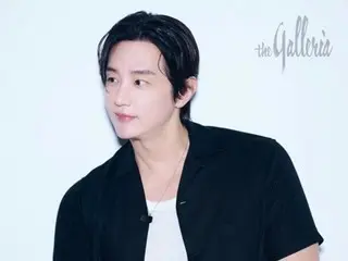 Kwon Yul merilis pemotretan untuk 'THE GALLERIA'...Mengacu pada kekuatan pendorong di balik karir panjangnya sebagai seorang aktor