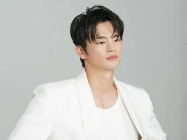 Seo In Guk, pesona yang tidak bisa diungkapkan dengan kata-kata... Daya tarik visual yang cantik dan seksi (dengan video)