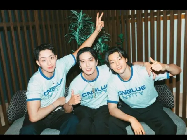 Jung Yong Hwa "CNBLUE" terkesan dengan penampilan di Tokyo... "Ayo lari selamanya!!"