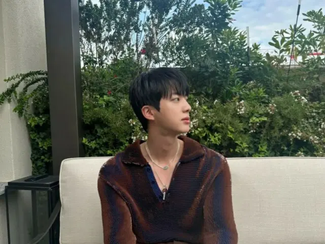 Kalung pertunjukan Gucci "BTS" JIN sudah habis... Pengaruh yang sangat besar