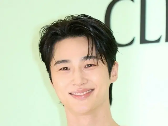 Byeon WooSeok memenangkan posisi pertama 'Hot Character Award' selama 5 kali berturut-turut