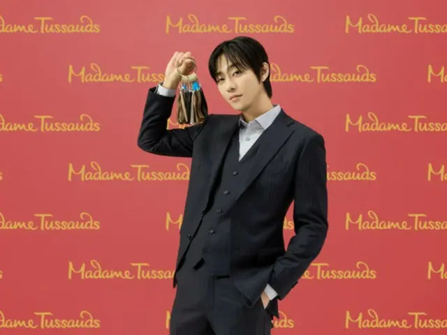 Patung lilin aktor Ahn HyoSeop akan dipamerkan di Madame Tussauds di Singapura setelah Hong Kong