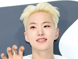 [Foto] Hoshi "SEVENTEEN" dan "ILLIT" menghadiri acara peringatan pembukaan toko pop-up merek global