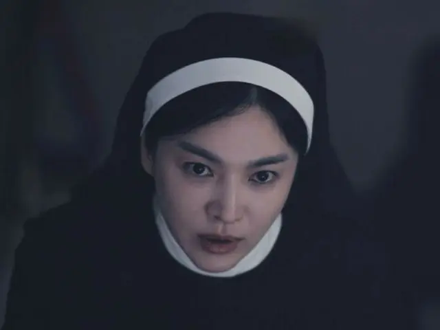 Potongan gambar film "Black Nuns" yang dibintangi Song Hye Kyo dirilis...Ledakan karisma