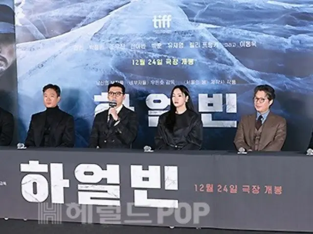 [Foto] Hyun Bin & Lee Dong Wook & Park Hoon & Jo WooJin & Jeon Yeo Bin dan lainnya menghadiri pratinjau media dan konferensi pers film "Harbin"