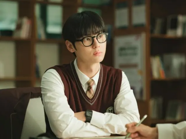 Potongan gambar dirilis untuk drama baru ``Study Group'' yang dibintangi Hwang Minhyun...Suasana yang ekstrem dan ekstrem