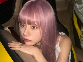 Hyeri (Girl's Day) mencoba rambut merah muda yang mencolok...ini pertama kalinya dia melihatnya seperti ini!