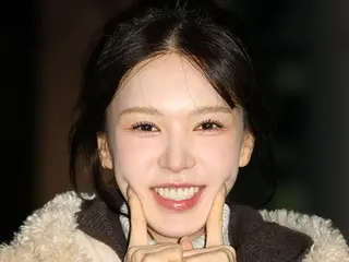 [Foto] WENDY "Red Velvet" menuju stasiun penyiaran untuk tampil di radio