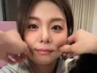 Ailee, penyanyi yang akan segera menikah, terlihat tengah dimabuk cinta oleh sang pacar