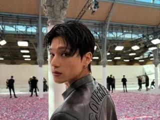 Wooyong ATEEZ tampil di Paris Fashion Week... "Perut seksi dengan jaket kulit dan kulit telanjang"