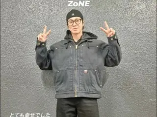 "TVXQ" Yunho (U-KNOW) memberikan tanda perdamaian setelah menyelesaikan penampilannya di Yokohama... "Saya sangat senang. Itu yang terbaik."