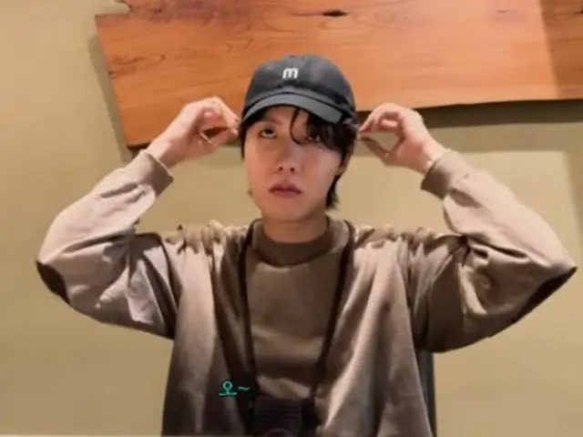 J-HOPE BTS memasang kamera tersembunyi pada Yoshihiro Akiyama di Tokyo... menyamar sebagai anggota staf produksi (ChooSungHoon)