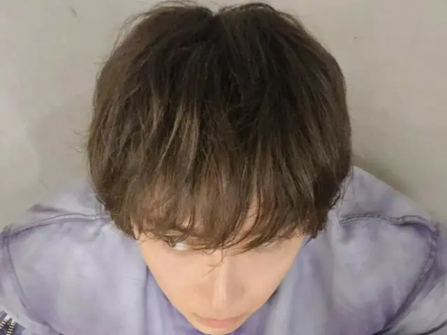Hongki FTISLAND menyapa dengan gaya rambut yang lebih pendek... "Hari ini adalah akhir"