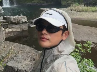 Seo In Guk berbagi momen menyenangkan di Pulau Jeju... polos dan riang