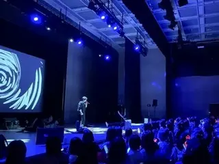 Rocky (mantan anggota ASTRO) sukses merampungkan konser di Taiwan dan Jepang... Memamerkan penampilan yang dinamis