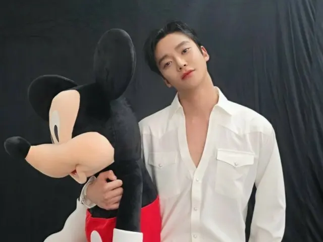 Ro Woon (SF9) menempati posisi pertama sebagai "bintang vitamin manusia yang menyembuhkan hati Anda hanya dengan melihatnya"