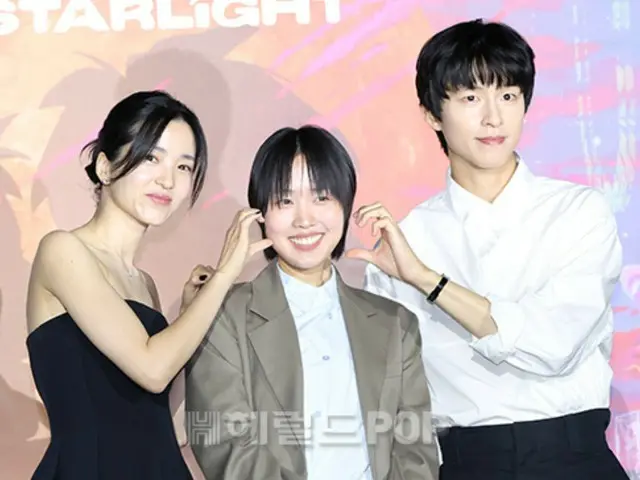 [Foto] Kim TaeRi dan Hong Kyung menghadiri pratinjau pers dan konferensi pers untuk film animasi Korea pertama Netflix, "You Are in That Star."