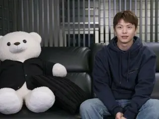 Seongje BTOB mengungkap rumahnya yang serba hitam, dari sofa hingga meja makan hingga tempat sampah, di "Single Man's Happy Life"