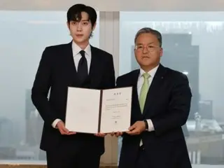Aktor Kim YoungDae ditunjuk sebagai model promosi Korean Wave Lotte Hotel... Sukses menggelar fan meeting spesial dengan penggemar di Korea dan luar negeri