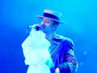 G-DRAGON (BIGBANG) menerangi malam Los Angeles... menutup festival