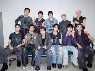 SEVENTEEN ambil bagian dalam lelang amal... Para anggota mengenakan kostum dari video musik yang mereka bantu desain