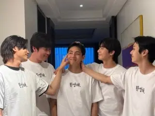 "BTS" V membalas sambutan dari Park Seo Jun, Park Hyung Sik, dan Choi Woo-shik... "Terima kasih"